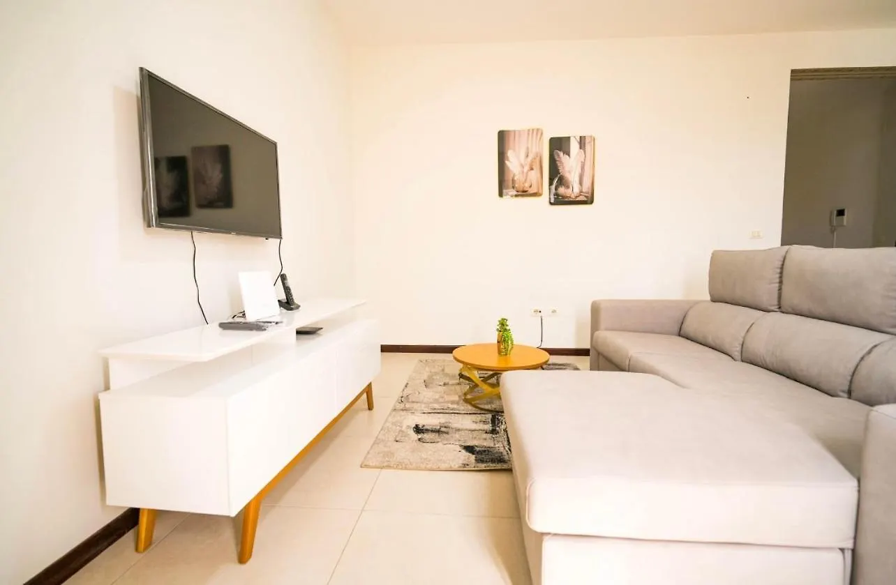 Cozy And Beautiful Apartment! プライア