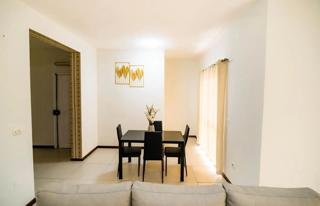 Cozy And Beautiful Apartment! Praia